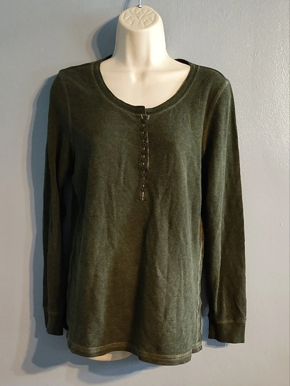 Caslon Olive Green Long-Sleeve Henley Top